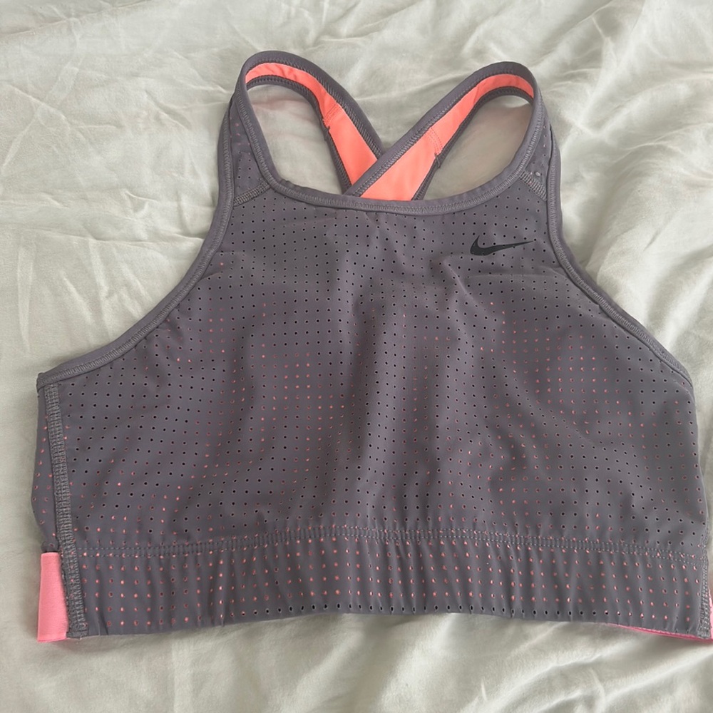 nike sports bra